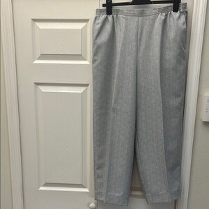 Alfred Dunner Gray Trousers Classic Straight-Leg Design
